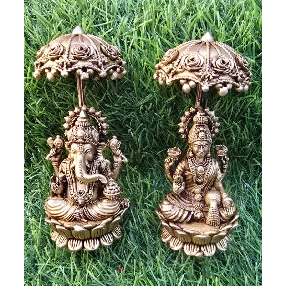 Brass Lakshmi Ganesha Idol Set Brass Lakshmi Ganesha Idol Set - Image 1